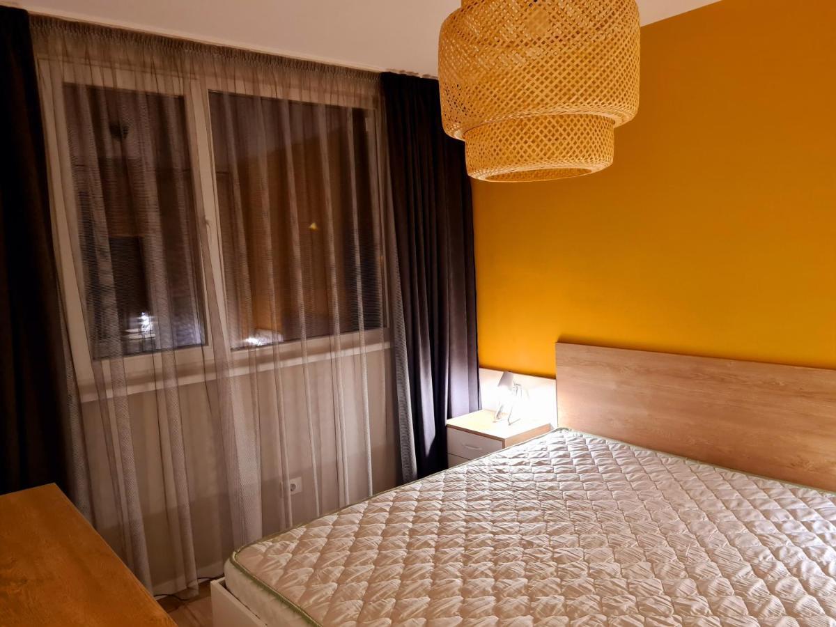 Brand New Luxury Flat In The City Center Varna Esterno foto