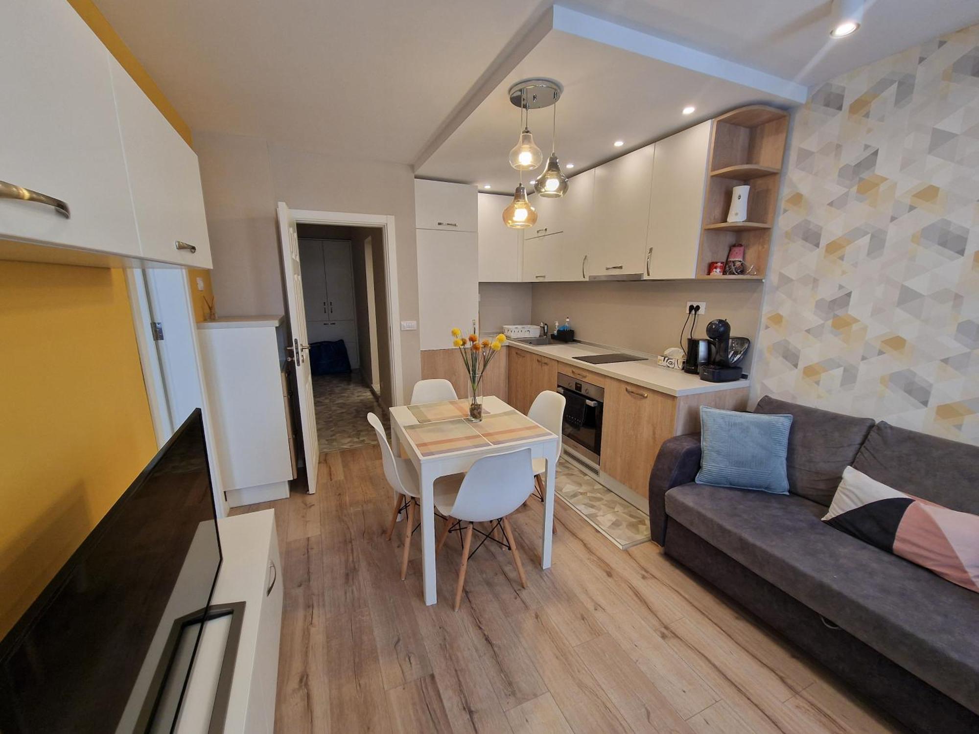 Brand New Luxury Flat In The City Center Varna Esterno foto