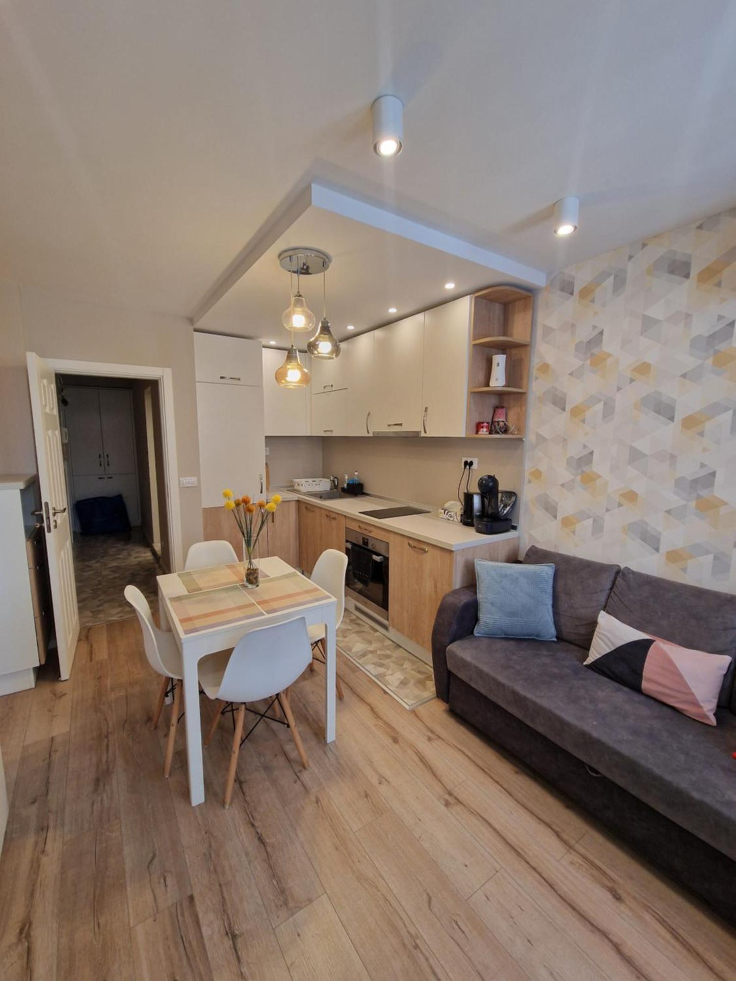 Brand New Luxury Flat In The City Center Varna Esterno foto