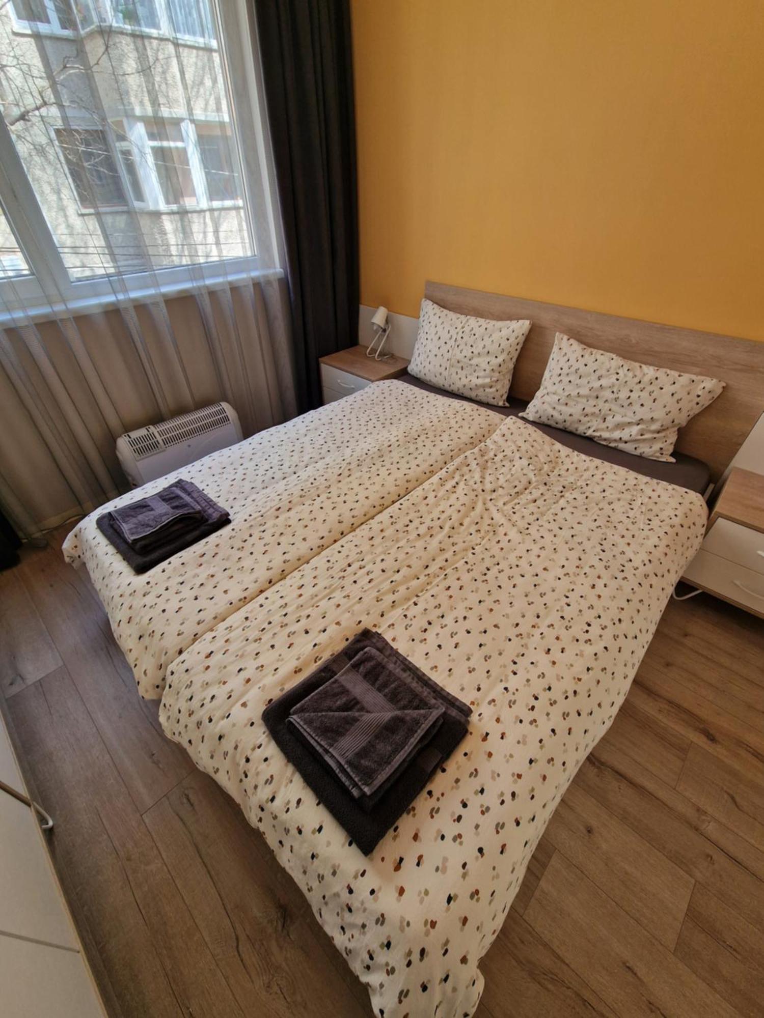 Brand New Luxury Flat In The City Center Varna Esterno foto